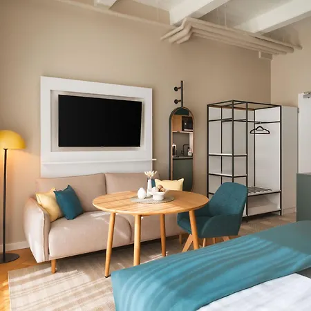 Limehome Munich Fritz-Erler Str-2